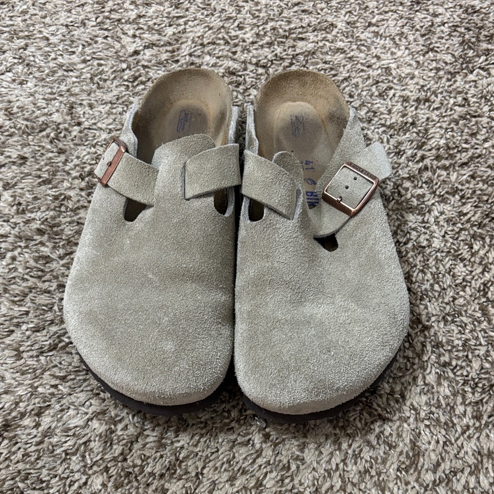Birkenstock Taupe Suede Boston